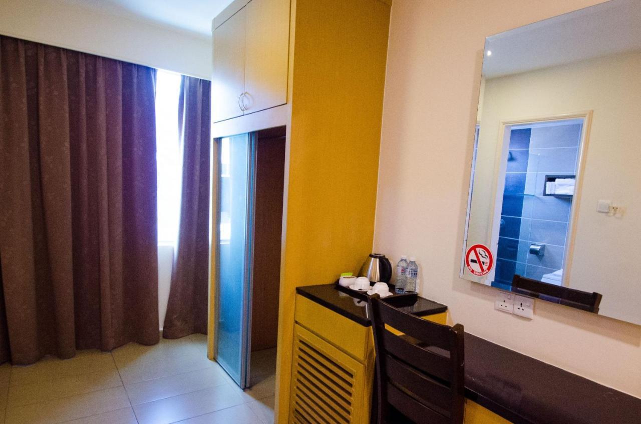 Grand Eastern Hotel Sdn Bhd Kota Kinabalu Esterno foto